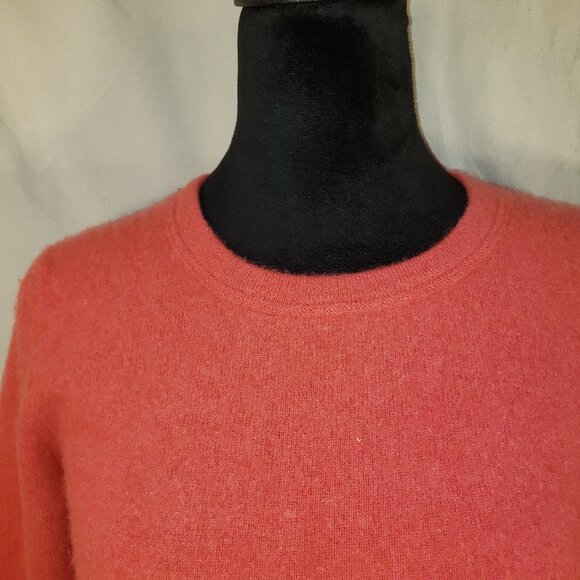 Women's Prive Cashmere Coral Crew Neck Sweater - M - Picture 1 of 6